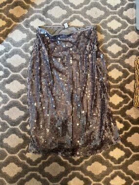 Old Navy Gray Sequin Midi Skirt
